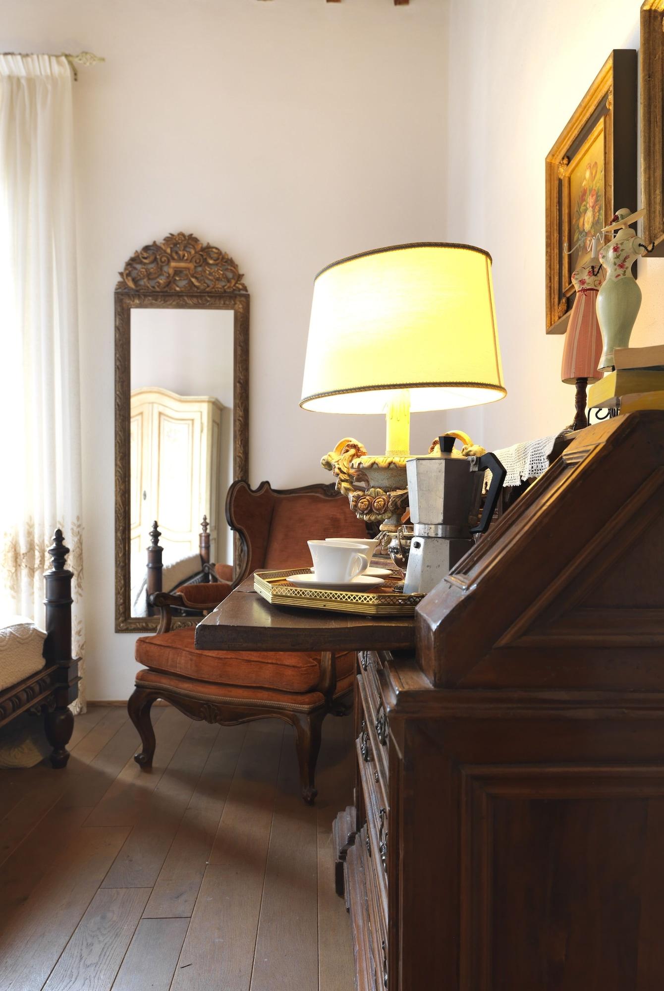 Appartamenti Agriturismo La Canonica เชร์ตาลโด ภายนอก รูปภาพ