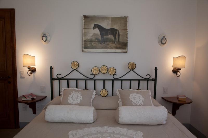 Appartamenti Agriturismo La Canonica เชร์ตาลโด ภายนอก รูปภาพ