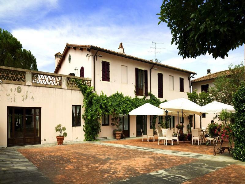 Appartamenti Agriturismo La Canonica เชร์ตาลโด ภายนอก รูปภาพ